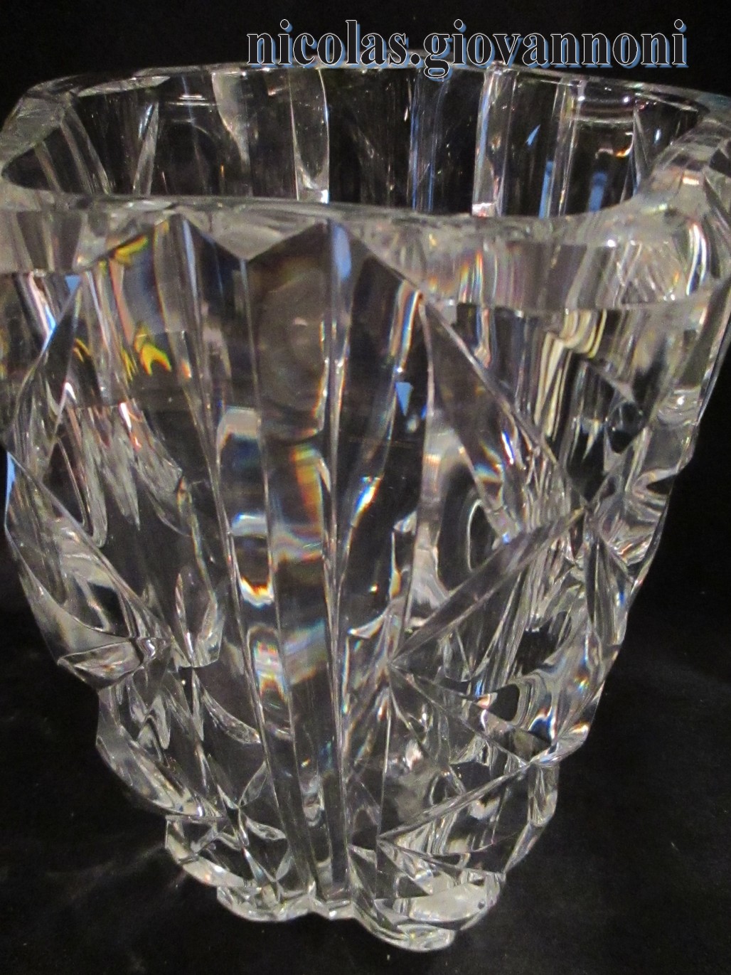 Vase 27 cm Cristal taillÃ©.1960 Baccaratvases VASES Catalogue